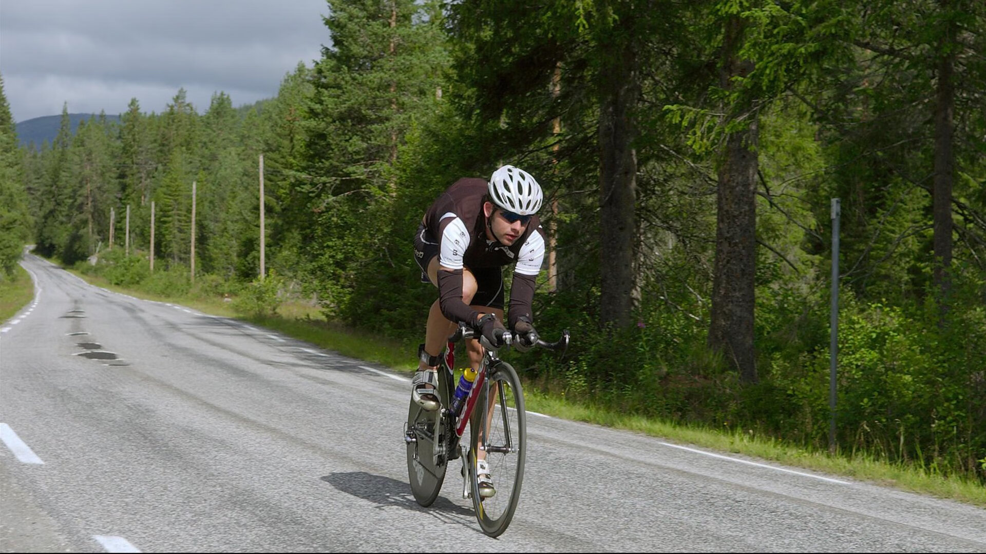 莱万多夫斯基遭遇十五连败，德国队教练面临压力！